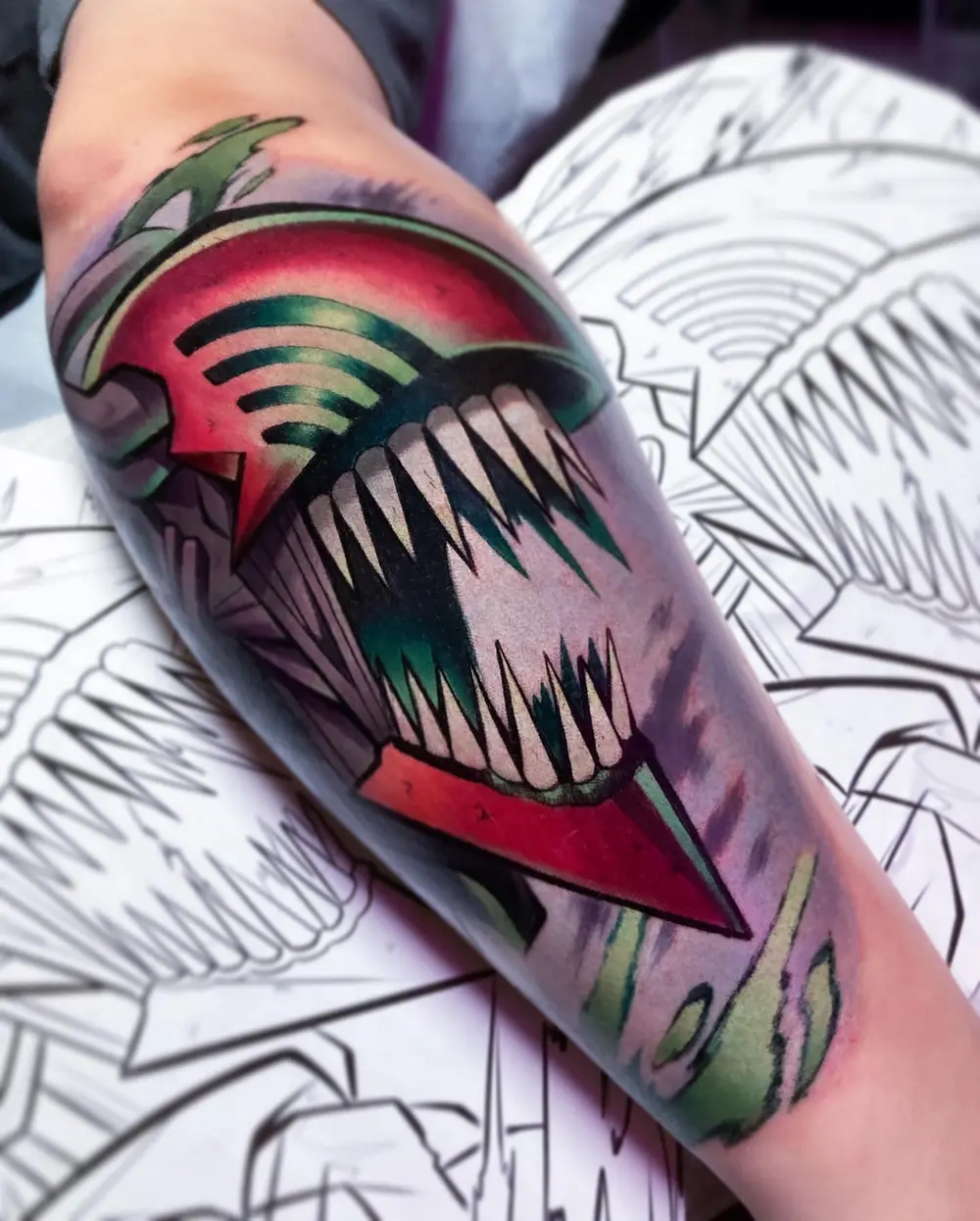 Fanged mouth · color anime